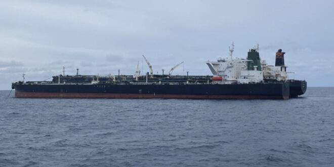 "يونيوز": سفينة محملة بالوقود غادرت المياه الإيرانية باتجاه لبنان