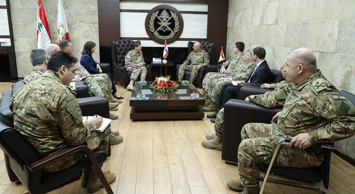 قائد الجيش استقبل سفيرة سويسرا وابوفاعور وعرض برنامج المساعدات الاميركية مع فوتيل