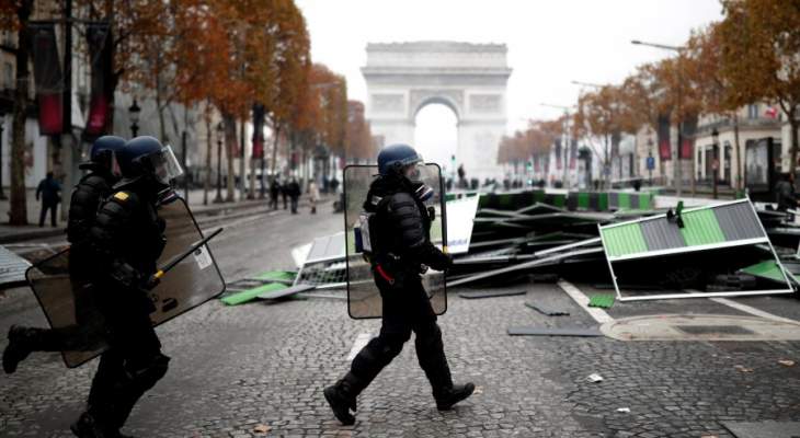 التايمز:ماكرون وقع ضحية الانتفاضة الشعبية الضاربة في عمق التاريخ الفرنسي