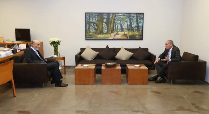 جعجع عرض مع سفير الاتحاد الأوروبي الأوضاع السياسية الراهنة في لبنان