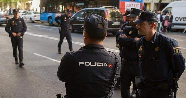 شرطة إسبانيا تعثر على مزيد من "الطرود الدموية" المرسلة إلى بعثات أوكرانية