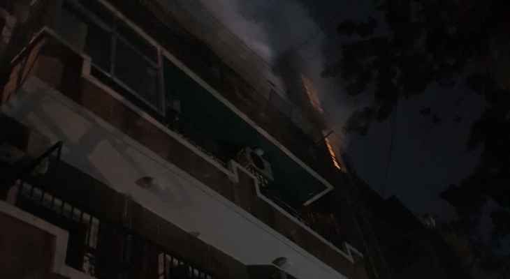 فوج إطفاء بيروت أخمد حريقاً داخل منزل في الاشرفية وأنقذ قاطنيه