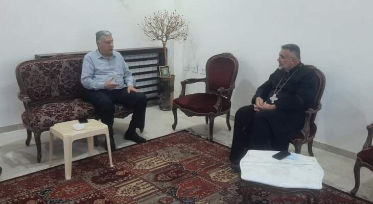 رئيس أساقفة أبرشية طرابلس التقى فاعليات وكهنة رعايا عكار في مطرانية القبيات