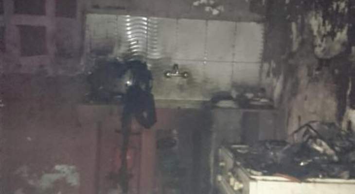 إخماد حريق داخل منزل في مخيم جل البحر بصور