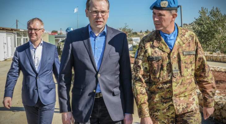 وزيرا دفاع فنلندا وإستونيا تفقدا كتيبتا بلادهما في اليونيفيل في الطيري