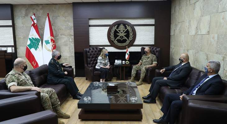 قائد الجيش بحث مع السفيرة الكندية في لبنان بعلاقات التعاون بين جيشي البلدين