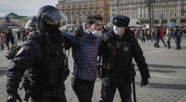 إعتقال أكثر من 800 متظاهر في روسيا رفضوا العملية العسكرية بأوكرانيا