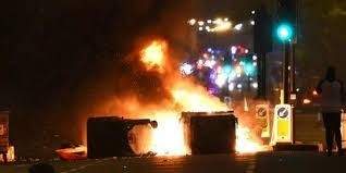 أعمال عنف وشغب خلال مظاهرة في لندن ضد وحشية الشرطة