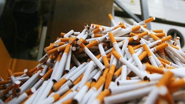 إقفال آخر مصنع لإنتاج السجائر في بريطانيا