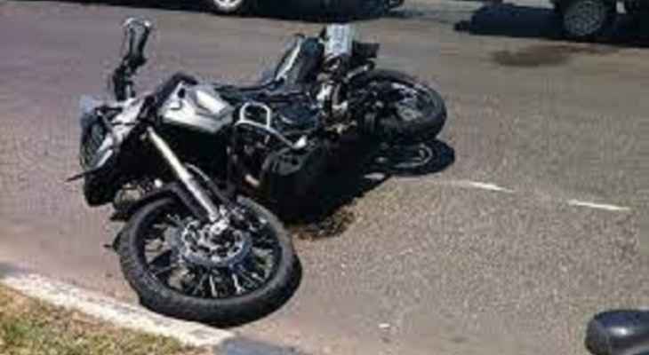 اصابة شخصين جراء انزلاق دراجتهما النارية على طريق عام بلدة ايزال في الضنية