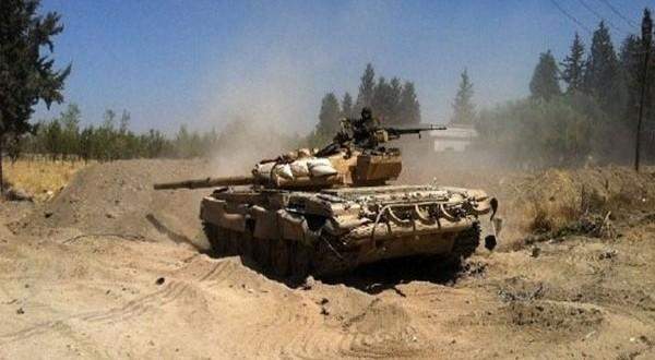 النشرة: المعارضة تشن هجوماً جديداً على معسكر القرميد بجنوب ادلب 