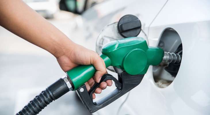 ارتفاع سعر صفيحتَي البنزين 8000 ليرة  وانخفاض سعر الغاز 6000 ليرة