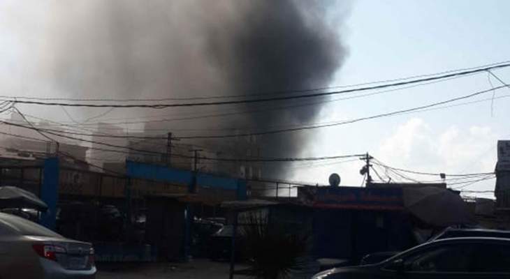 اندلاع حريق في أحد المحال في حي سكني محلة الأوزاعي