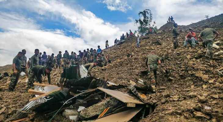 مقتل 14 شخصا وفقدان نحو 50 آخرين إثر انهيار أرضي في شمال شرق الهند