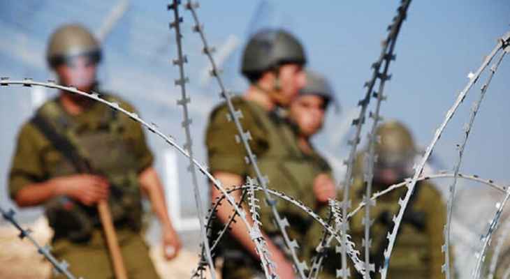 الجيش الإسرائيلي: اعتقال 3 مشتبه فيهم حاولوا اجتياز منطقة العائق الأمني بقطاع غزة