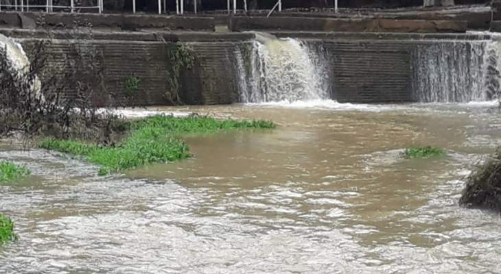 النشرة: ارتفاع منسوب مياه نهر الحاصباني بسبب الأمطار الغزيرة