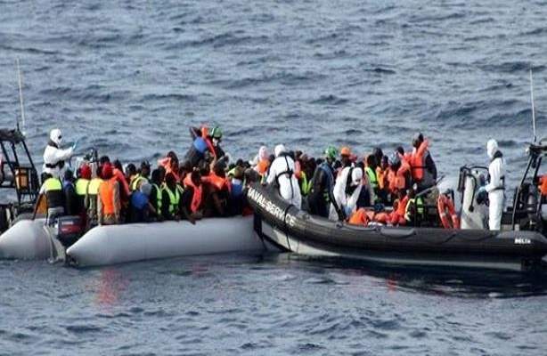 خفر السواحل الليبي أنقذ 300 مهاجرا كانوا في طريقهم إلى أوروبا