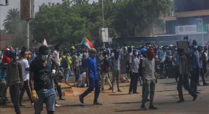 الشرطة السودانية: تعليمات بعدم حمل السلاح في مواجهة المتظاهرين