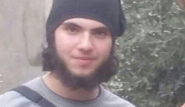 النشرة: مقتل نجل عمر بكري فستق خلال قتاله الى جانب &quot;داعش&quot; بالعراق