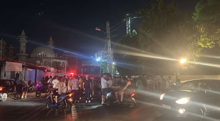 "النشرة": حادث سير مروع ادى الى انقلاب سيارة قرب مدرسة معروف سعد
