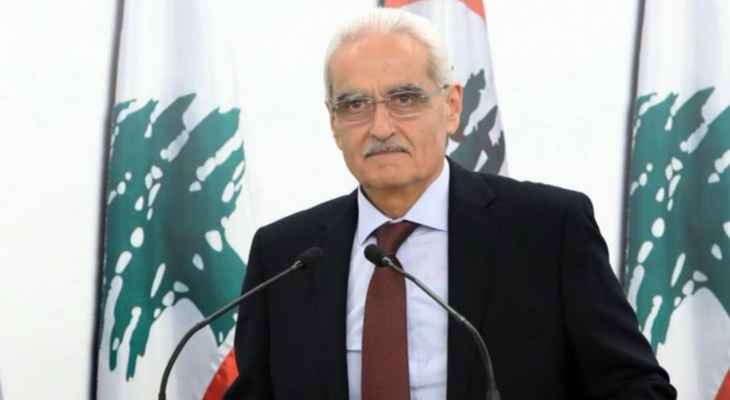 غياث يزبك: لن نغطي رئيسا يمدد ست سنوات جديدة عزلة لبنان العربية