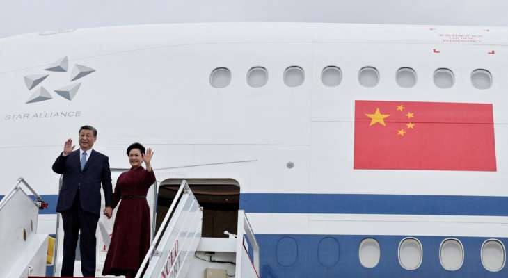 شي جينبينغ يصل إلى فرنسا في جولته الأوروبية الأولى منذ 2019: العلاقات بين الصين وفرنسا هي نموذج للتعايش السلمي