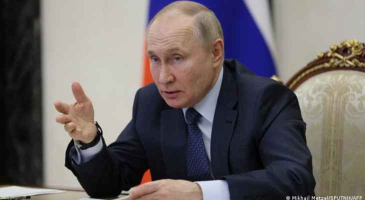 "تاس": بوتين يحظر توريد النفط والمنتجات النفطية للدول التي فرضت سقفا لسعر النفط الروسي بدءا من أول شباط