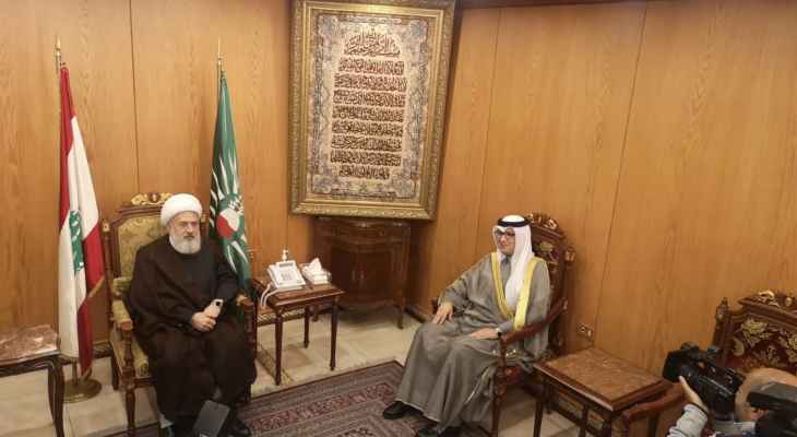 الخطيب إلتقى بخاري في المجلس الإسلامي الشيعي الأعلى وبحثا في المستجدات المحلية والاقليمية