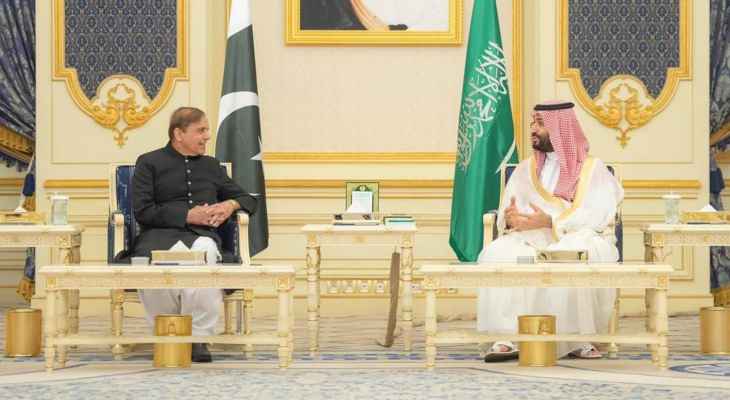 ولي عهد السعودية التقى رئيس وزراء باكستان: لتحقيق السلام الشامل والعادل بفلسطين والوصول لحل سياسي لأزمة سوريا