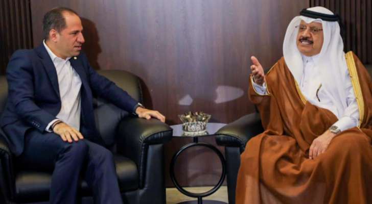 سامي الجميل خلال لقائه السفير القطري: لبنان يرفض رئيساً يفرض عليه