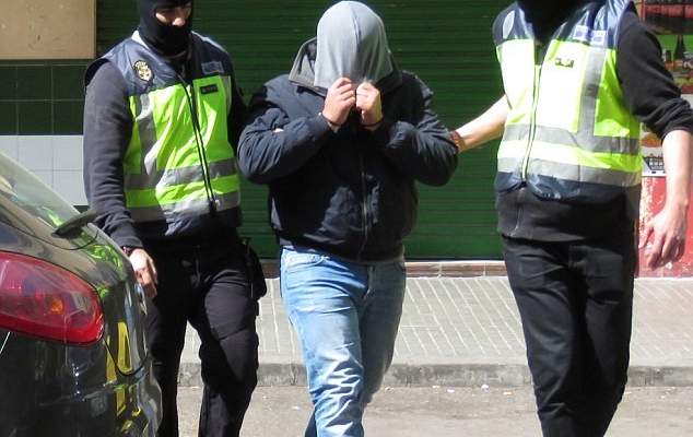 سلطات إسبانيا توقف جزائريين اثنين بتهمة التحضير لهجوم إرهابي