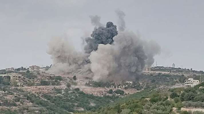 "الجزيرة": غارة إسرائيلية على محيط بلدة مروحين الحدودية جنوبي لبنان