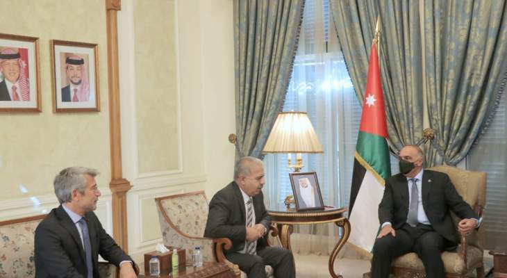 رئيس الوزراء الاردني أكد استعداد بلاده لتقديم الدعم والاسناد اللازم للبنان