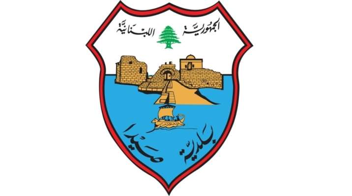 "النشرة": شرطة بلدية صيدا أخلت النازحين السوريين الذين يفترشون الأرض في ساحة الشهداء