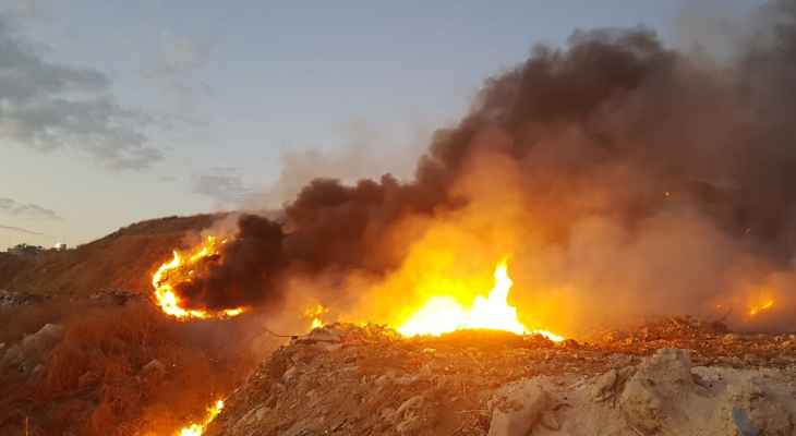 النشرة: حريق أمام معمل فرز النفايات في منطقة سينيق جنوب صيدا