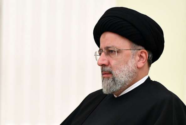 رئيسي: إيران تؤيد وقف إطلاق النار الذي سيؤدي إلى سلام كامل في اليمن ورفع الحصار الاقتصادي