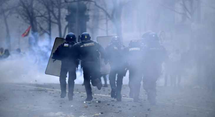 قائد شرطة باريس: إصابة 31 شرطيا جراء مواجهات اليوم مع الجالية الكردية