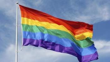 آلاف المثليين شاركوا بمسيرة بشتوتجارت الألمانية تحت شعار &quot;تغيير المنظور&quot;
