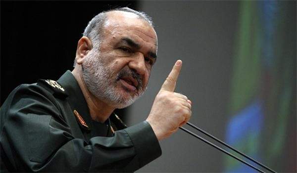 قائد الحرس الثوري الإيراني: إذا أقدمت أميركا على خطوة ضدنا فسنضربها بالرأس