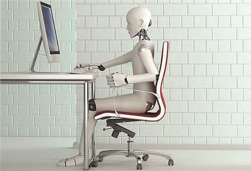الموظف الآلي سيحل مكان الإنسان بجميع الوظائف بحلول القرن الـ22