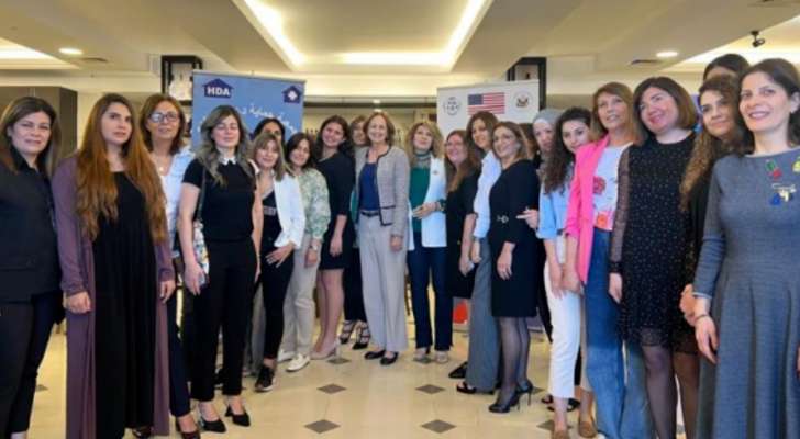 جونسون شاركت بورشة عمل في زغرتا حول تعزيز دور المرأة في المجتمع اللبناني