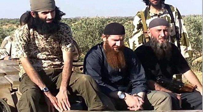 فاينانشال تايمز: داعش أعدم مئة من مقاتليه الاجانب الذين حاولوا الهرب 