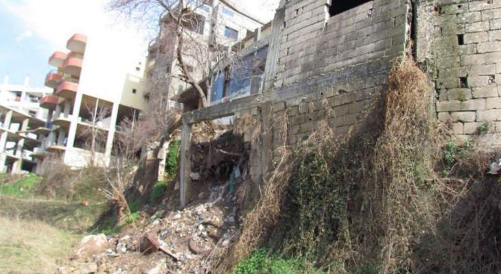 بلدية مشمش تناشد هيئة الاغاثة الكشف على اضرار العاصفة الاخيرة ومخاطرها