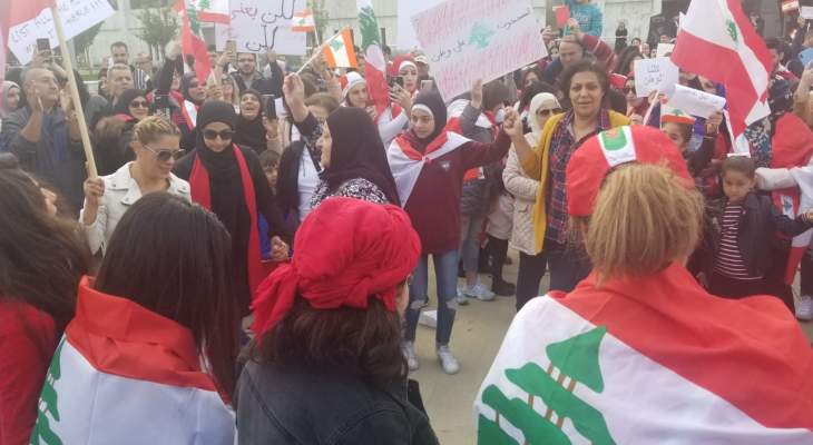 وقفة تضامنية في ميشيغين- ديترويت مع التظاهرات المطلبية في لبنان