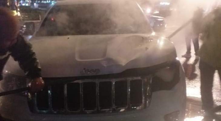 النشرة: إخماد حريق شب في احدى السيارات على مدخل مدينة زحلة