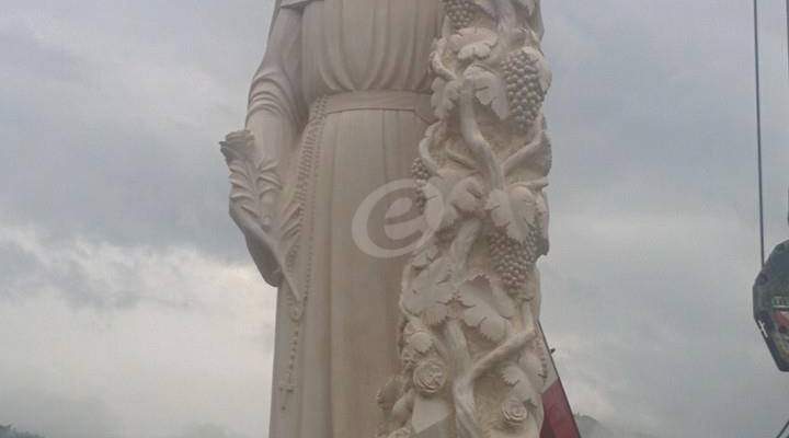 النشرة: تمثال القديسة ريتا وصل الى كاشيا حيث سيوضع على مداخل البلدة