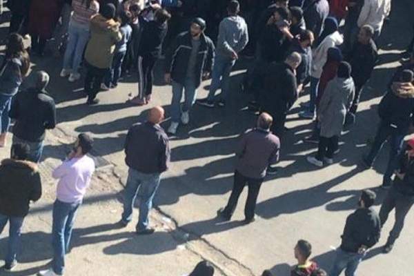 النشرة: توقيف عدد من المحتجين في سعدنايل بعد اعتدائهم على الجيش 