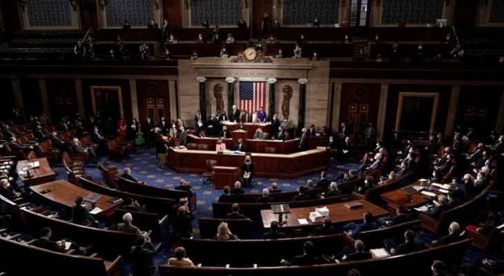 "وول ستريت جورنال": الشيوخ الأميركي سينتهي من قانون يستهدف الاقتصاد الروسي حال غزو أوكرانيا