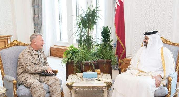 نائب أمير قطر بحث مع قائد القيادة المركزية للقوات المسلحة الأميركية العلاقات العسكرية