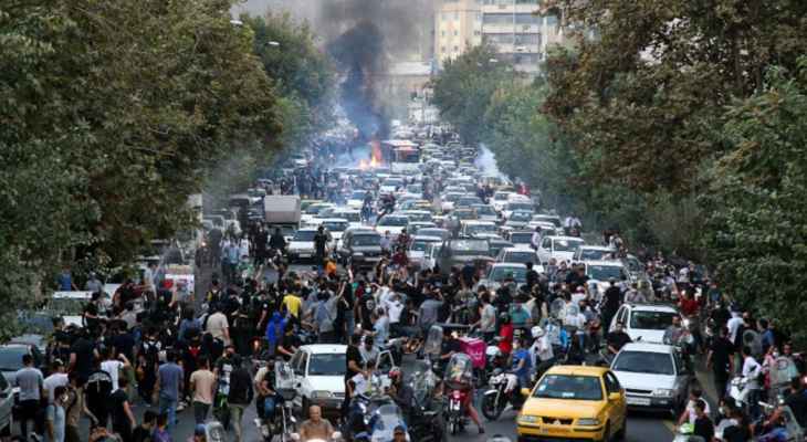 الشرطة الإيرانية: سنواجه بكل قوتنا مؤامرات مناهضي الثورة والعناصر المعادين